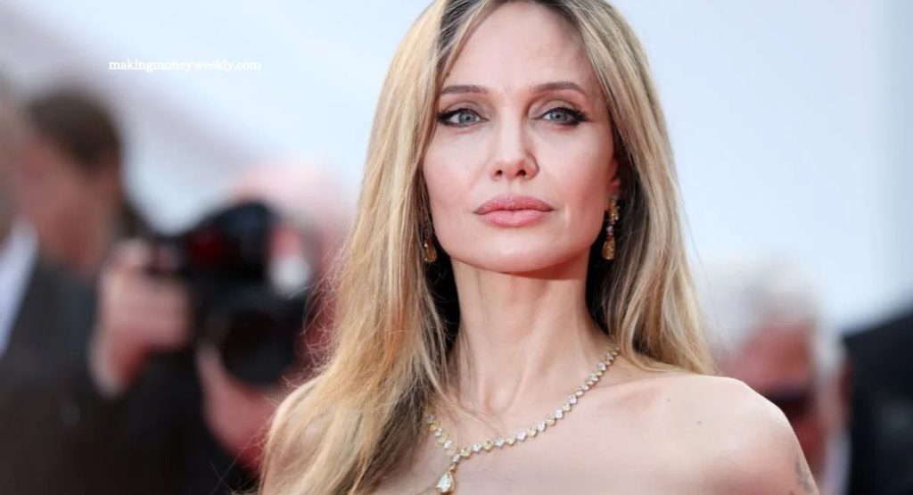 Angelina Jolie May Leave the U.S. Over Trump’s Agenda Angelina Jolie May Leave the U.S.